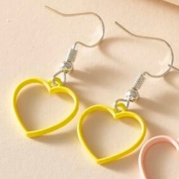 Heart Drop Earrings pierced  Pastel colors:lt green, lt blue, yellow, *lt pink - Picture 7 of 8